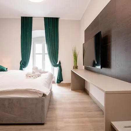 Apartment Deluxe & Revis Rijeka